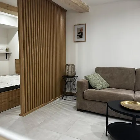 Appartement F2 Quartier Des Arts St Raphael Saint-Raphaël